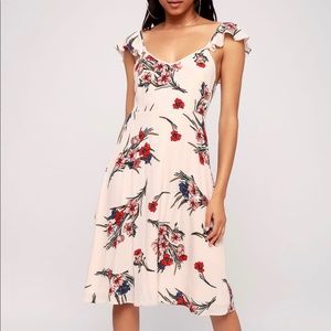 NWT Lulus Floral Dress